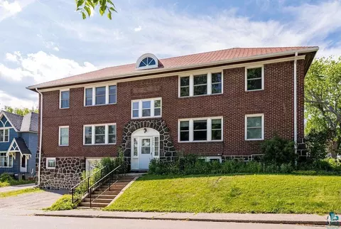 Exterior - 1529 E 5th St, Duluth, MN 55812 photo 2 of 4