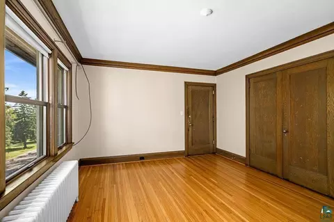 Bedroom - 1529 E 5th St, Duluth, MN 55812 photo 3 of 5