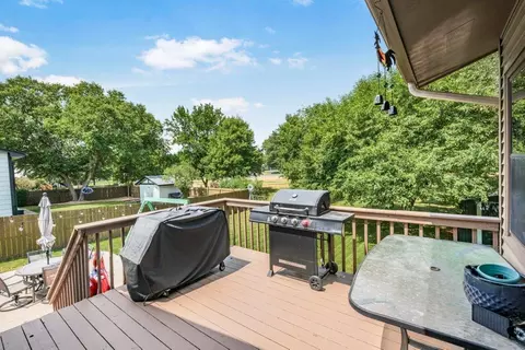 Exterior - 6316 113th Pl N, Champlin, MN 55316 photo 3 of 9