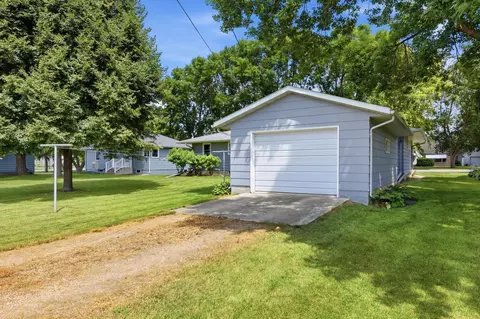Exterior - 520 2nd St E, Hector, MN 55342 photo 4 of 6