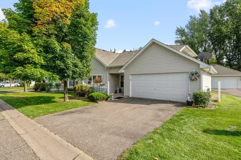 6866 Blackhawk Trl #12, Inver Grove Heights, MN 55077