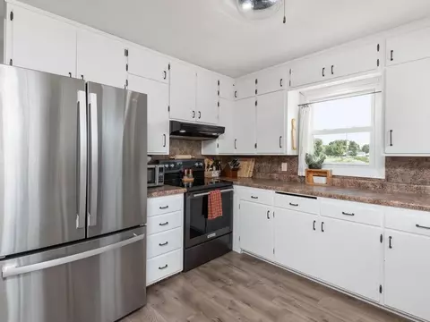 Kitchen - 2024 11th St E, Glencoe, MN 55336 photo 2 of 4