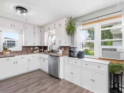 Kitchen - 2024 11th St E, Glencoe, MN 55336 photo 3 of 4