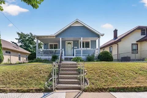 3838 Dupont Ave N, Minneapolis, MN 55412