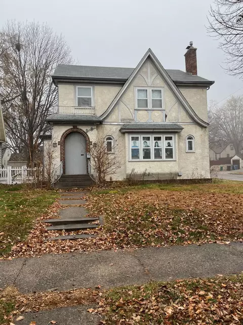 3800 Xerxes Ave N, Minneapolis, MN 55412