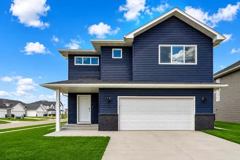 1154 60th Ave W, West Fargo, ND 58078