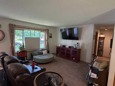 Living - 2201 23rd St SW, Willmar, MN 56201 photo 2 of 3