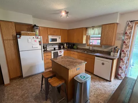 Kitchen - 2201 23rd St SW, Willmar, MN 56201 photo 2 of 2