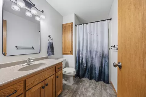 Bath - 806 3rd Ave SE, Cold Spring, MN 56320 photo 1 of 3