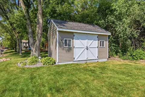 Exterior - 806 3rd Ave SE, Cold Spring, MN 56320 photo 7 of 8