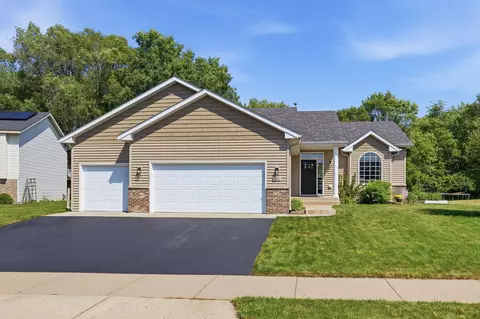 806 3rd Ave SE, Cold Spring, MN 56320
