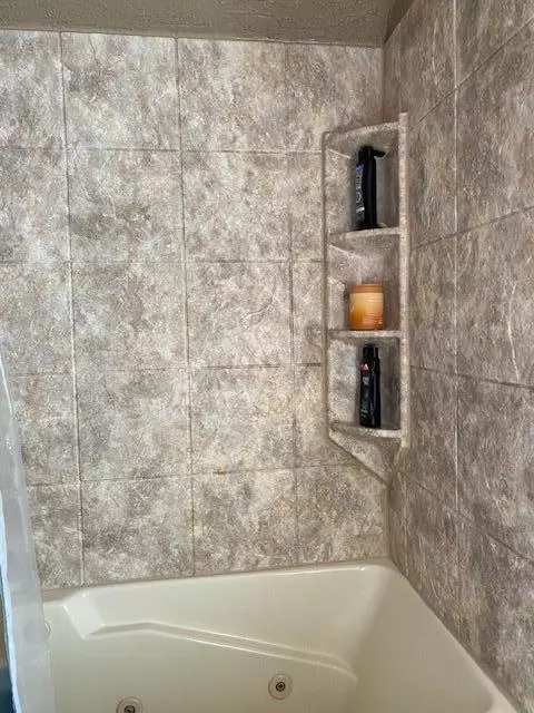 Bath - 430 1st St, Arthur, ND 58006 photo 4 of 4