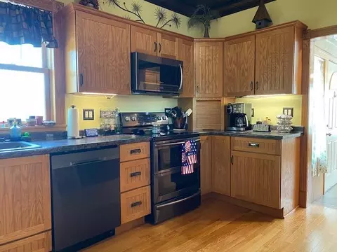 Kitchen - 430 1st St, Arthur, ND 58006 photo 3 of 5