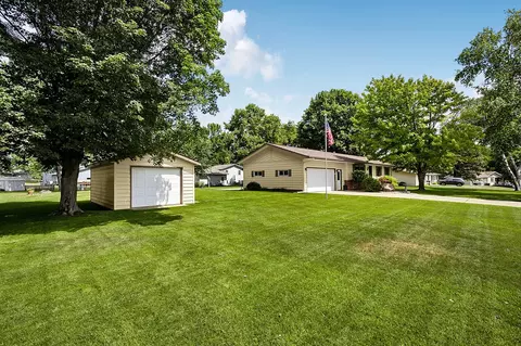Exterior - 815 5th St N, Cold Spring, MN 56320 photo 7 of 7