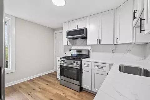 2218 Irving Ave N, Minneapolis, MN 55411