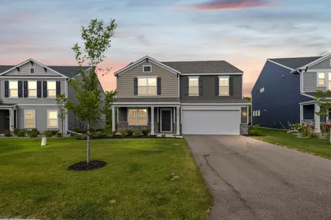 6195 Highland Hills Cir S, Cottage Grove, MN 55016