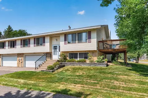 4297 Evergreen Dr, Vadnais Heights, MN 55127