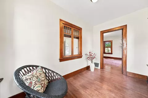Entry Way - 19 12th St NE, Faribault, MN 55021 photo 2 of 4