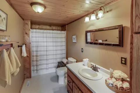 Bath - 28229 County 93, Laporte, MN 56461 photo 2 of 2