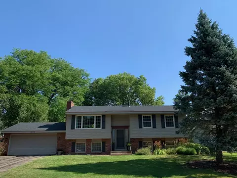 10924 Hyland Ter, Eden Prairie, MN 55344