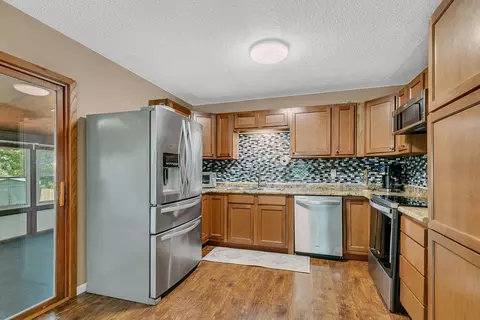 Kitchen - 1005 25th Ave N, Saint Cloud, MN 56303 photo 2 of 4