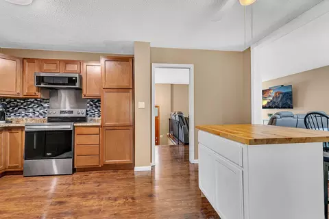 Kitchen - 1005 25th Ave N, Saint Cloud, MN 56303 photo 4 of 4