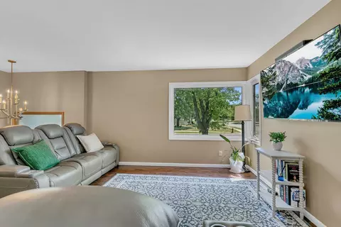 Living - 1005 25th Ave N, Saint Cloud, MN 56303 photo 2 of 4
