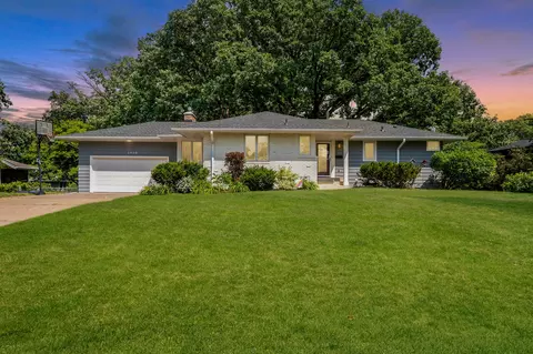 2630 Major Ave N, Golden Valley, MN 55422