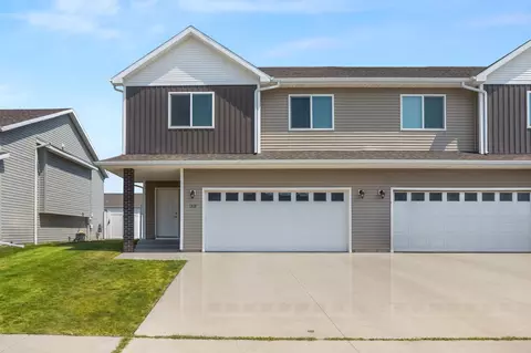 1319 13th St W, West Fargo, ND 58078