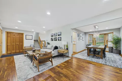 30 B St, Saint Paul, MN 55106