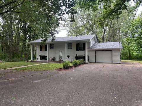 Exterior - 307 Beech Ln S, Onamia, MN 56359 photo 4 of 10