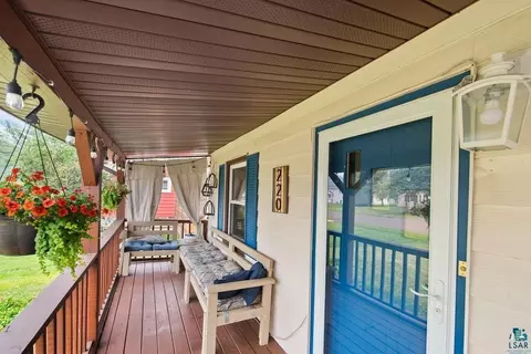 Exterior - 220 E Locust St, Duluth, MN 55811 photo 2 of 7