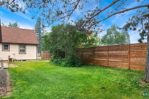 Exterior - 220 E Locust St, Duluth, MN 55811 photo 6 of 7