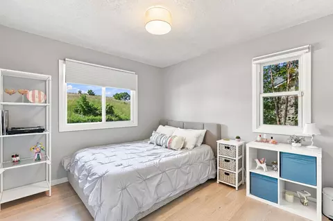 Bedroom - 445 Gramsie Rd, Shoreview, MN 55126 photo 3 of 6