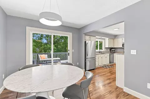 Dining - 445 Gramsie Rd, Shoreview, MN 55126 photo 2 of 2