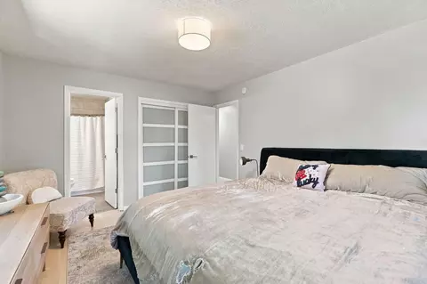 Bedroom - 445 Gramsie Rd, Shoreview, MN 55126 photo 2 of 6