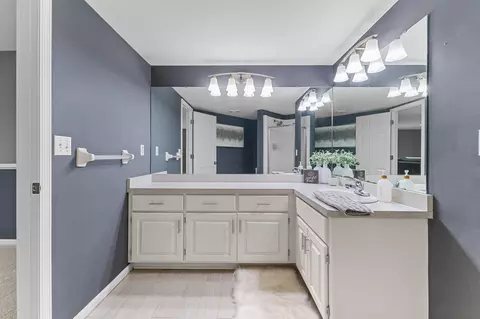 Bath - 9451 White Oaks Trl N, Champlin, MN 55316 photo 5 of 5