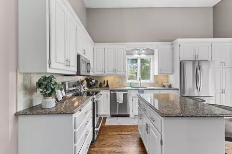 Kitchen - 9451 White Oaks Trl N, Champlin, MN 55316 photo 6 of 6