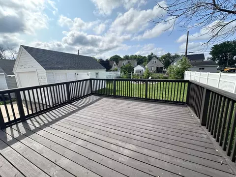 Exterior - 213 11th Ave SW, Austin, MN 55912 photo 2 of 4