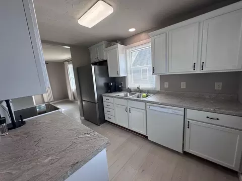 Kitchen - 213 11th Ave SW, Austin, MN 55912 photo 1 of 2