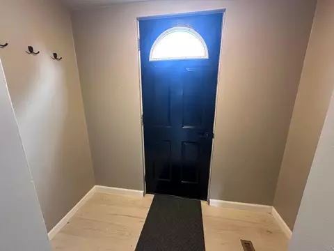 Entry Way - 213 11th Ave SW, Austin, MN 55912 photo 1 of 1