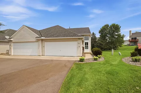 9816 Zinnia Ln N, Maple Grove, MN 55369