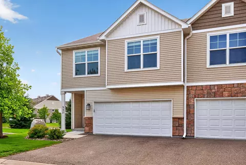 357 Stonewood Pl, Burnsville, MN 55306