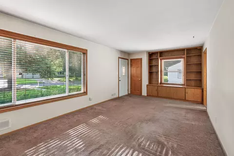 Living - 2909 Pascal St, Roseville, MN 55113 photo 3 of 4