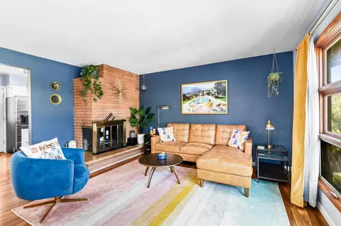 Living - 4119 Pitt St, Duluth, MN 55804 photo 1 of 7