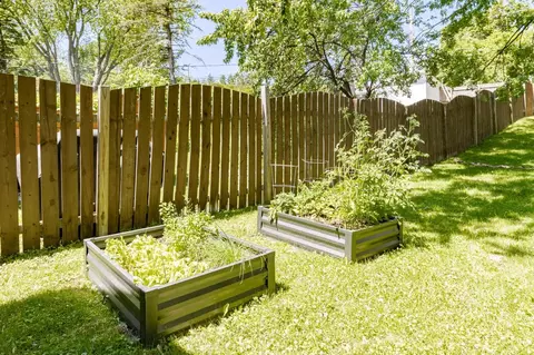 Exterior - 4119 Pitt St, Duluth, MN 55804 photo 13 of 18
