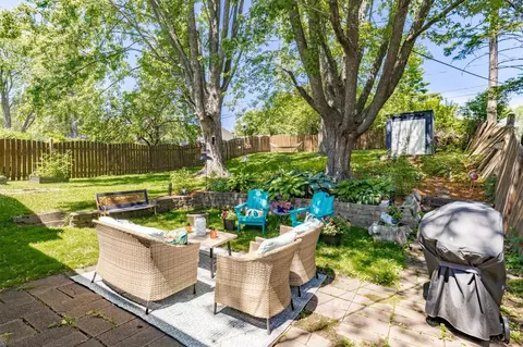 Exterior - 4119 Pitt St, Duluth, MN 55804 photo 11 of 18