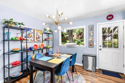 Dining - 4119 Pitt St, Duluth, MN 55804 photo 3 of 4