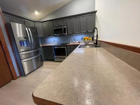 Kitchen - 14686 Par Dr, Baxter, MN 56425 photo 2 of 6