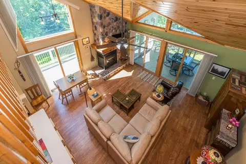 Living - 1399 E Pointe Dr, Brainerd, MN 56401 photo 3 of 3
